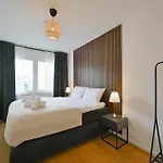 Nuit - Hbf, Zentral, Helios-klinik, Naehe Messe Duesseldorf דירה *