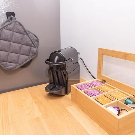 Apartamento Nuit - Hbf, Zentral, Helios-klinik, Messe Düsseldorf 19 Km, Neu