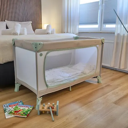 Nuit - Hbf, Zentral, Helios-klinik, Naehe Messe Duesseldorf Apartmán