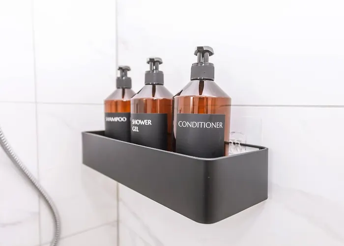 Apartment Nuit - Hbf, Zentral, Helios-klinik, Messe Düsseldorf 19 Km, Neu Krefeld